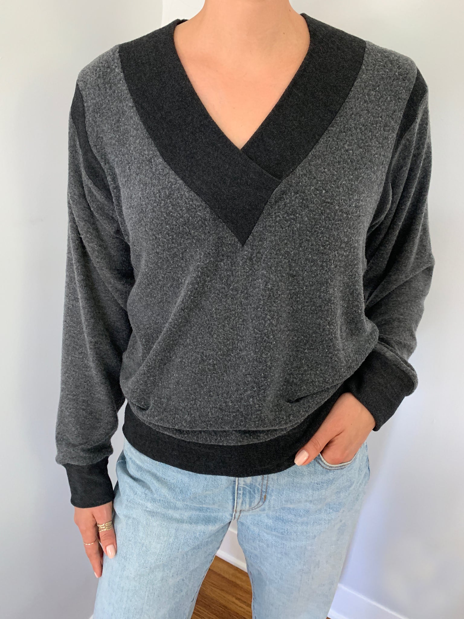 Airplane Pullover (Charcoal)